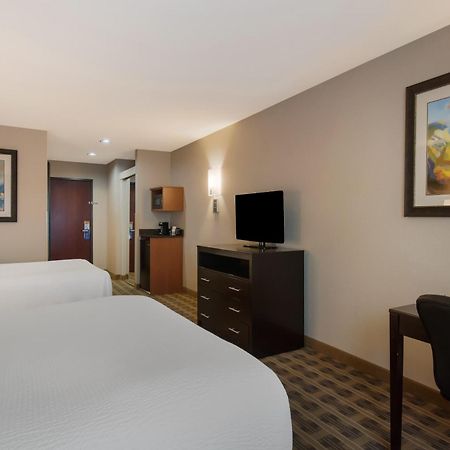 Best Western University Inn&Suites Forest Grove Exterior foto