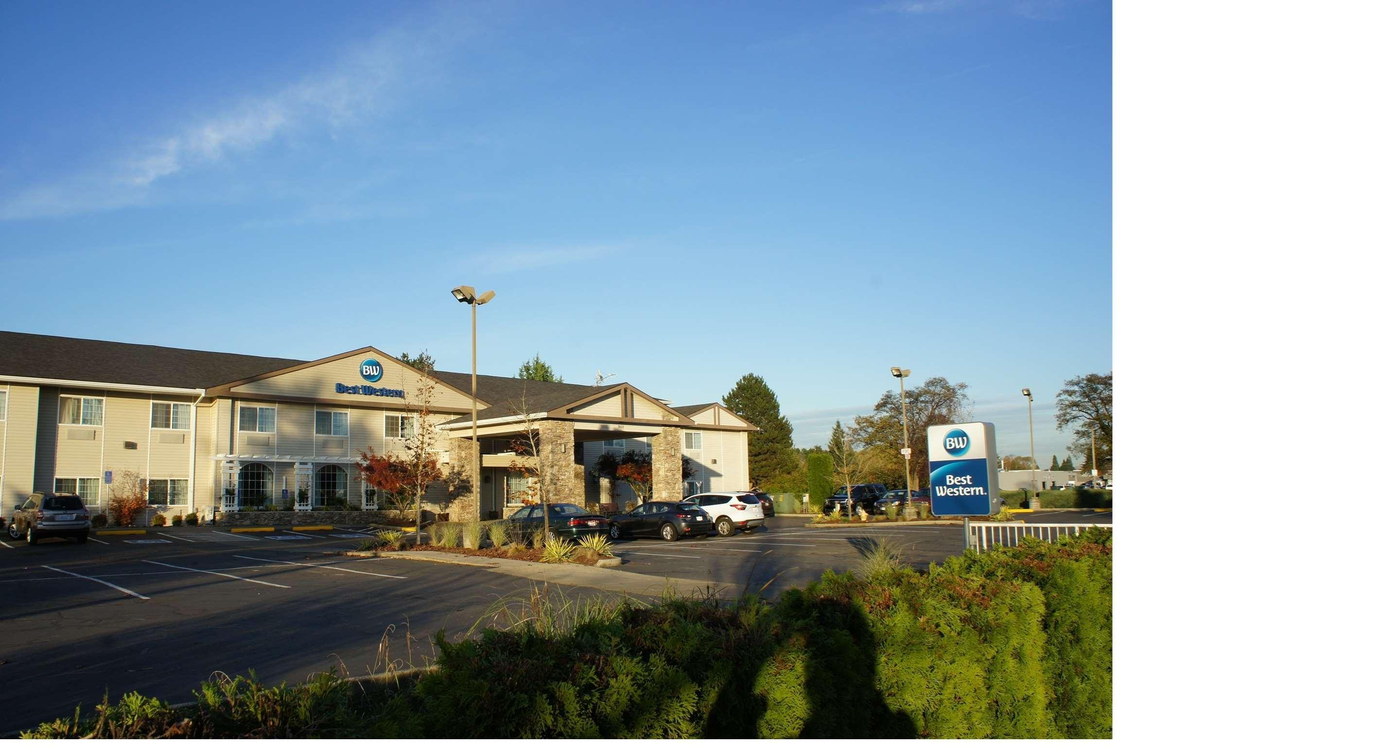 Best Western University Inn&Suites Forest Grove Exterior foto